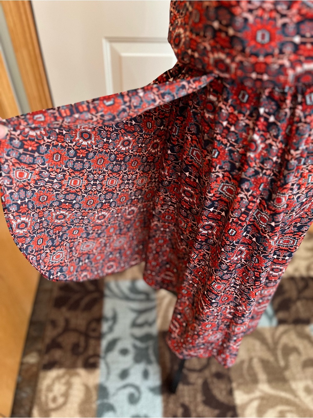 Women’s Athleta printed Martinique red blue faux wrap keyhole tie back. Small - Picture 7 of 16